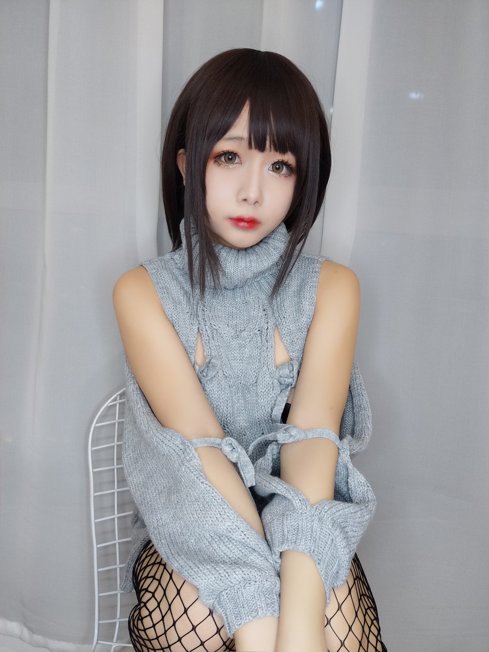日奈娇-开胸毛衣[36P]