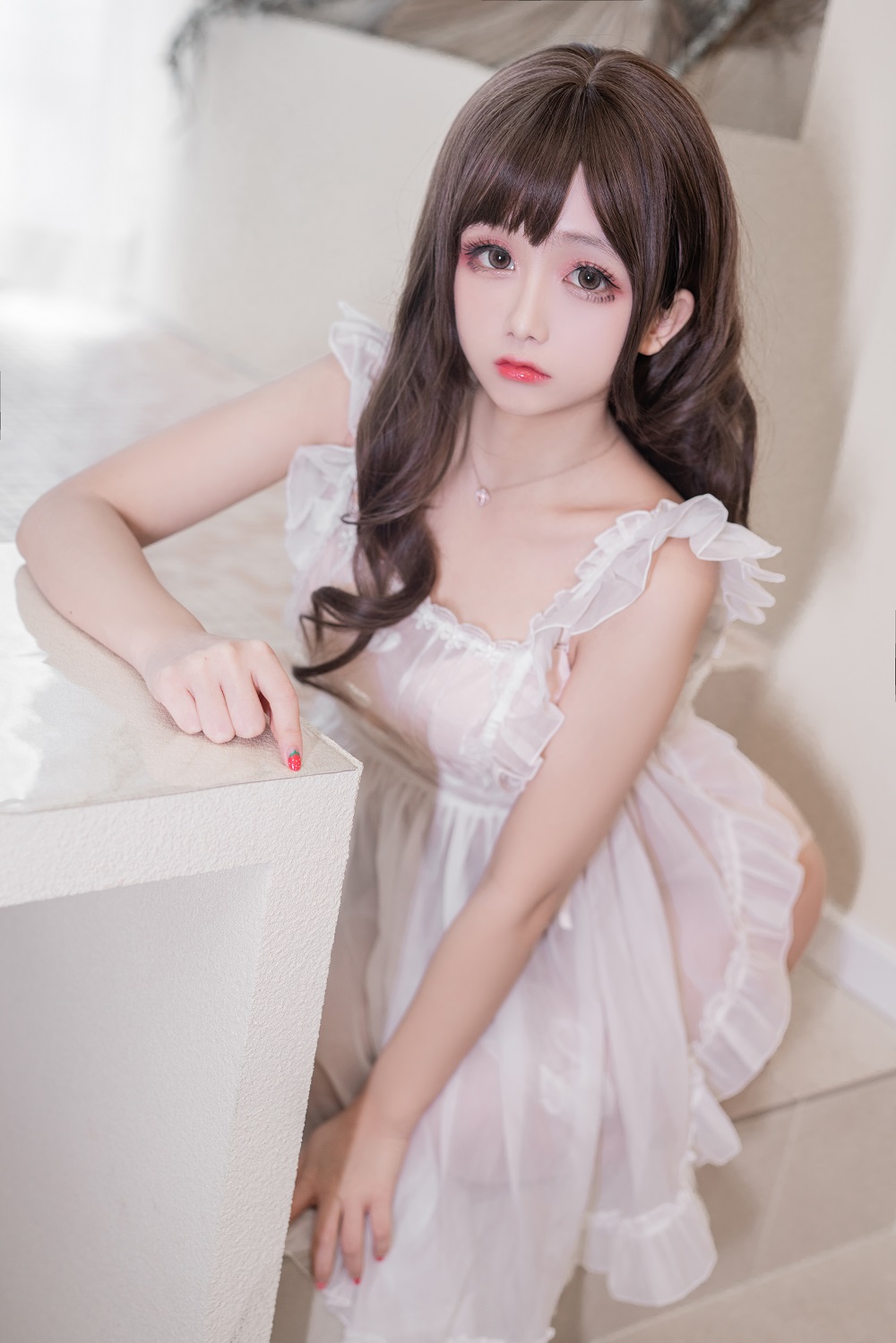 日奈娇-围裙人妻[95P]