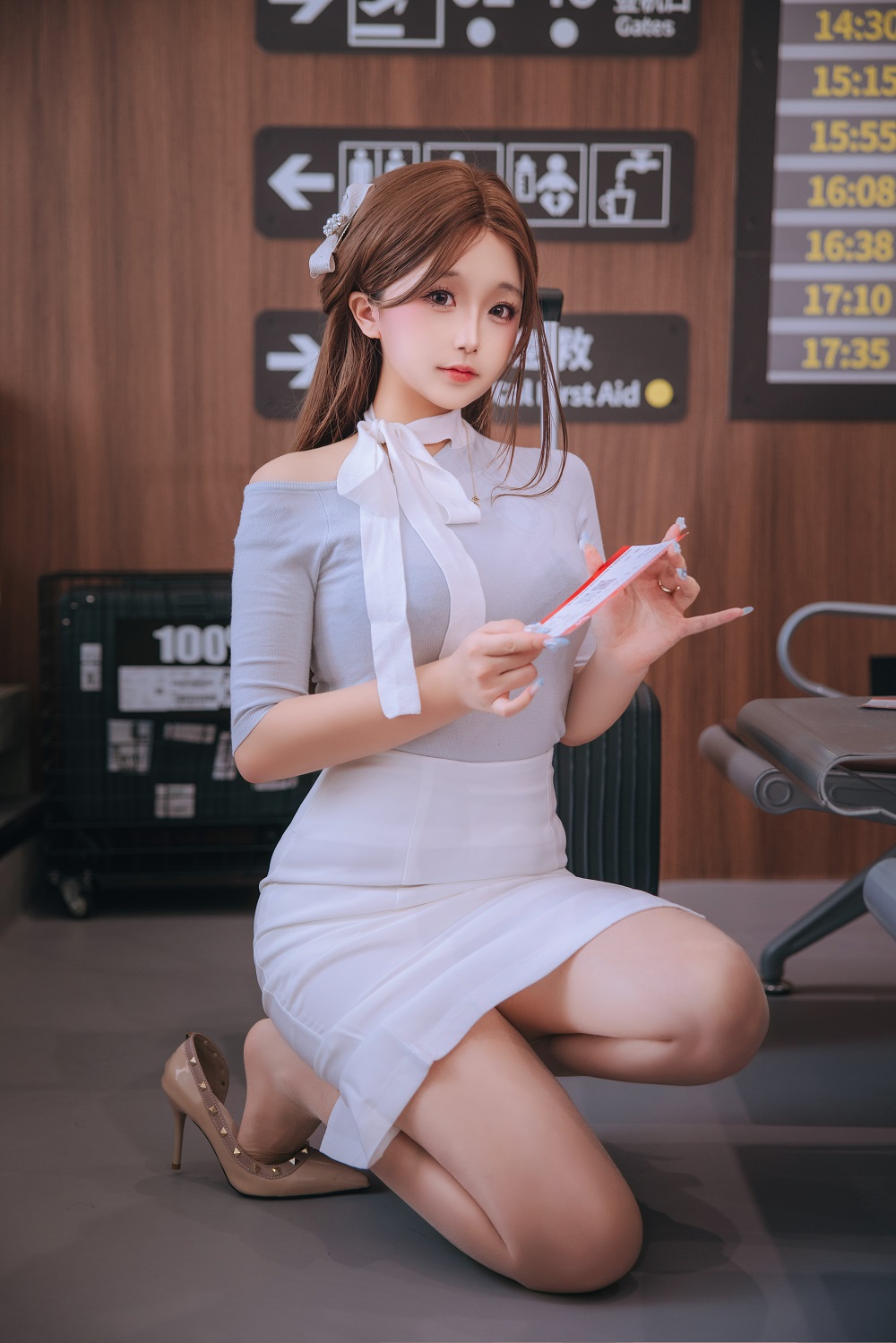 日奈娇-国际航班[186P+5V]