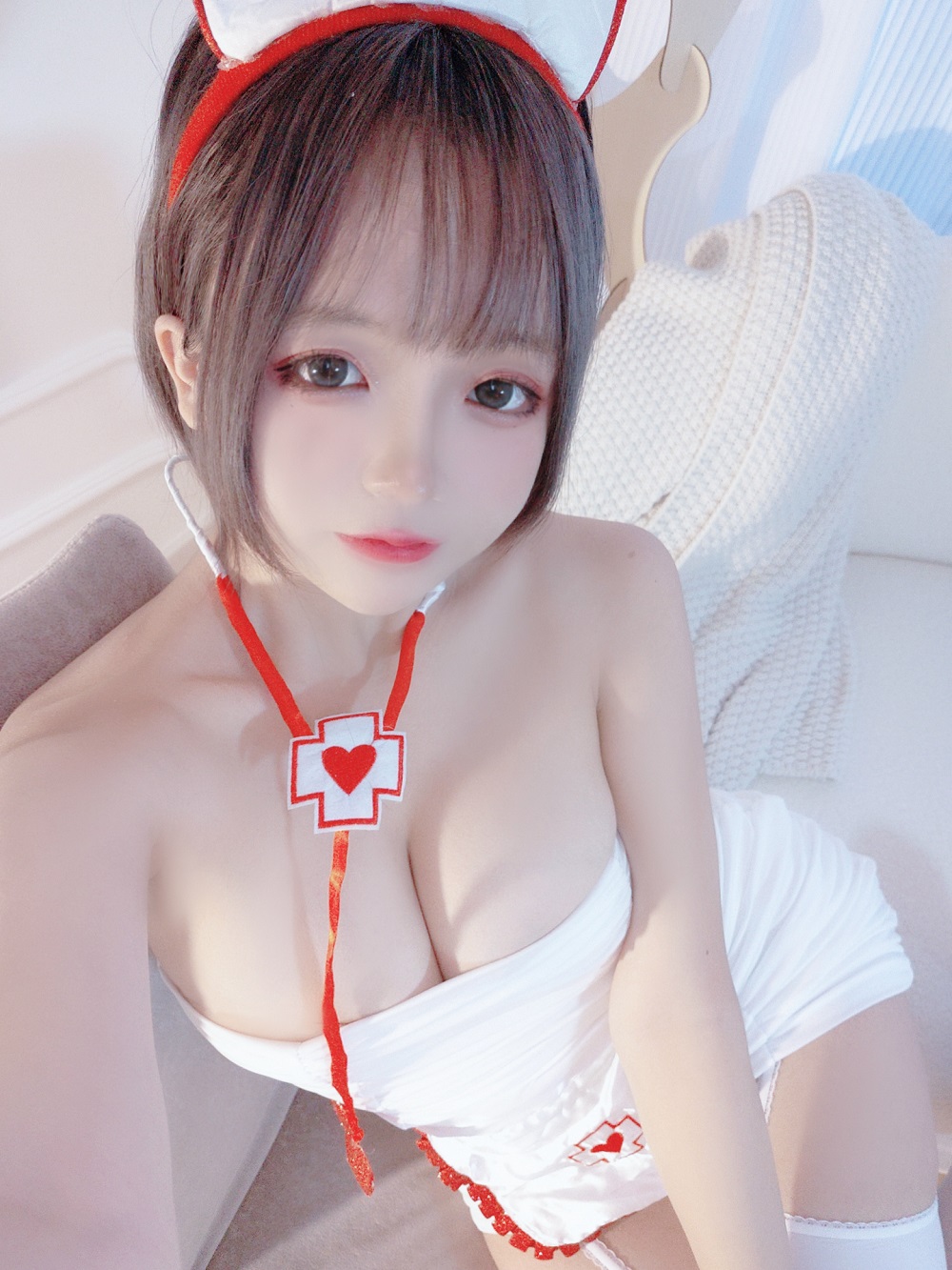 日奈娇-护士姐姐[51P]