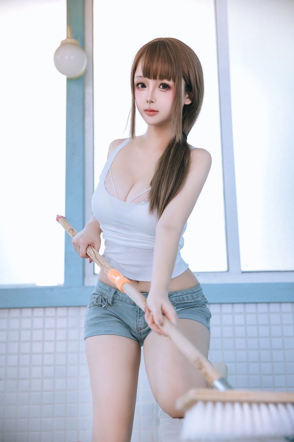 日奈娇-男浴室保洁员[175P+5V]