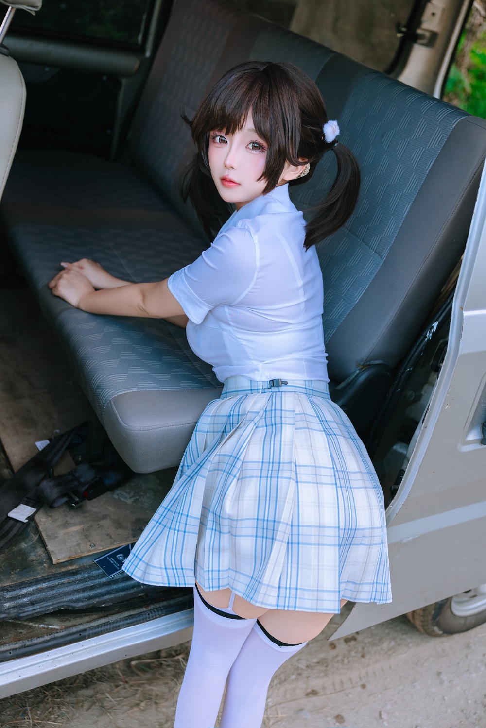 日奈娇-女高[195P+5V]