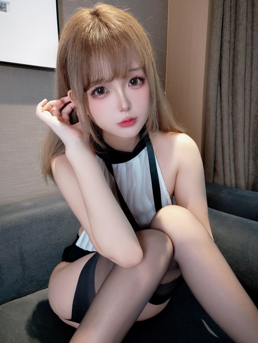 日奈娇-小秘书[107P+4V]