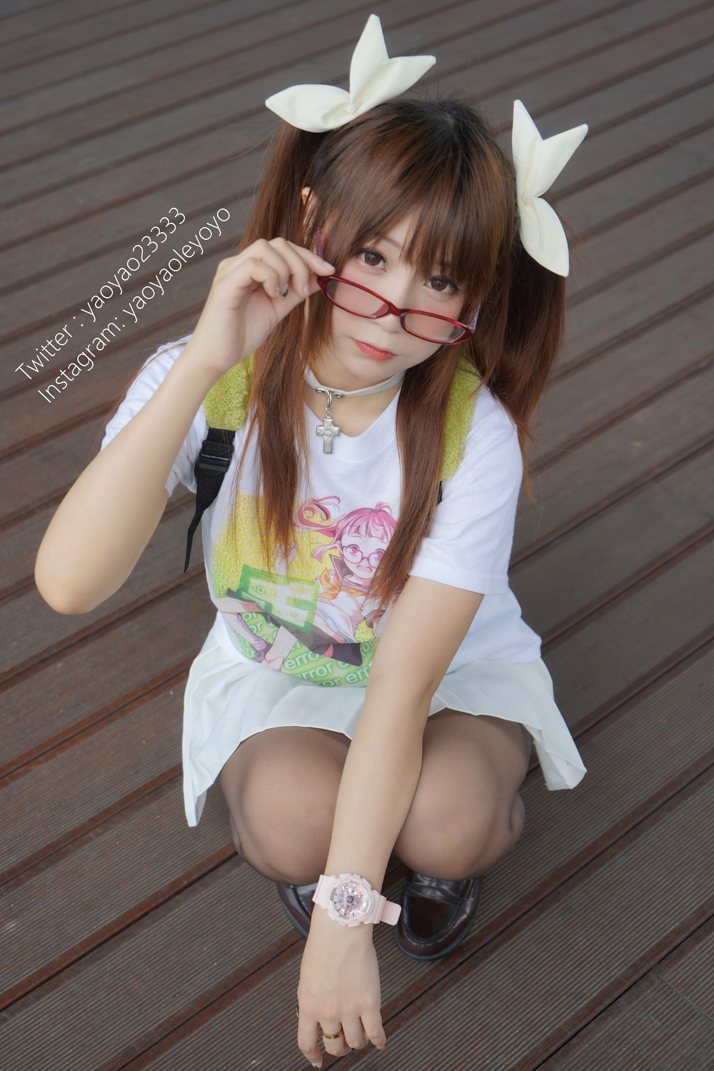 软妹摇摇乐-写真VOL.24-足[50P+4V]