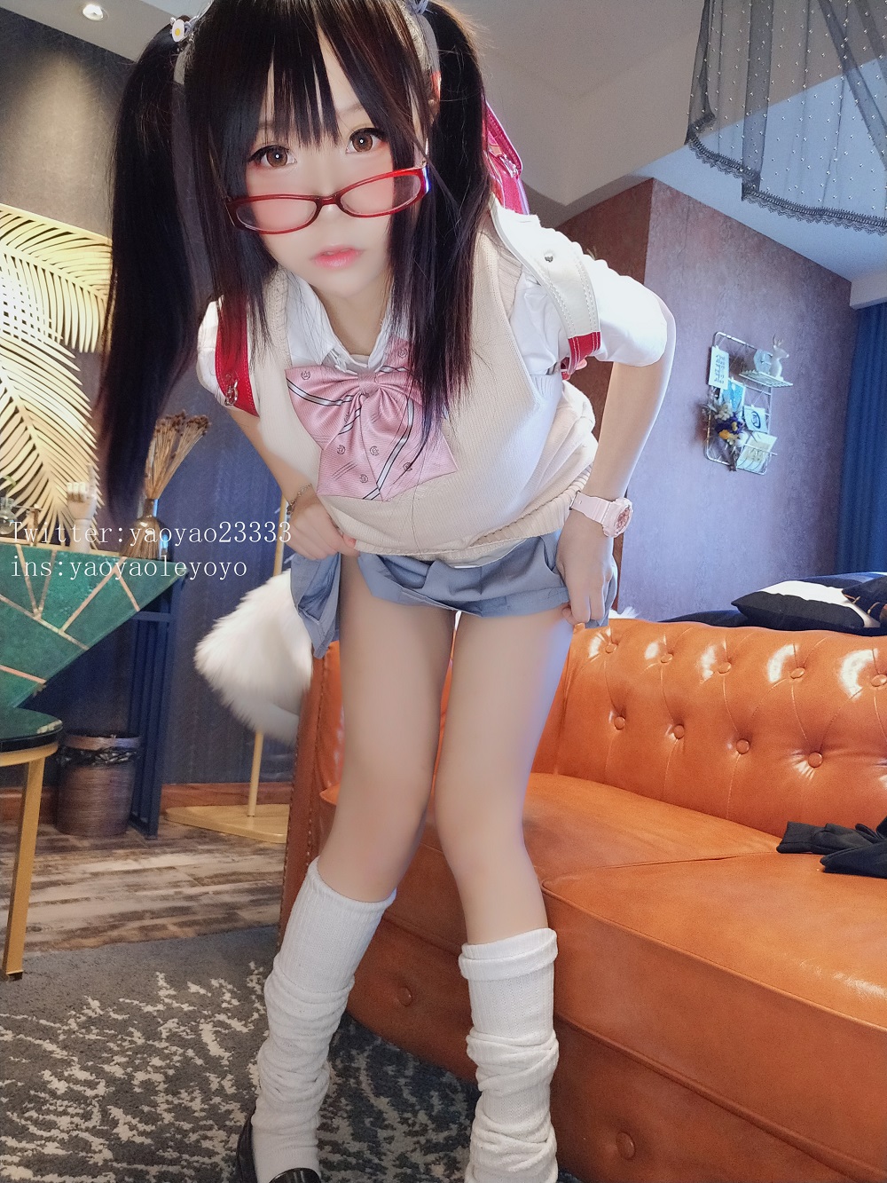 软妹摇摇乐-自撮りVOL.26-上中下[379P+9V]