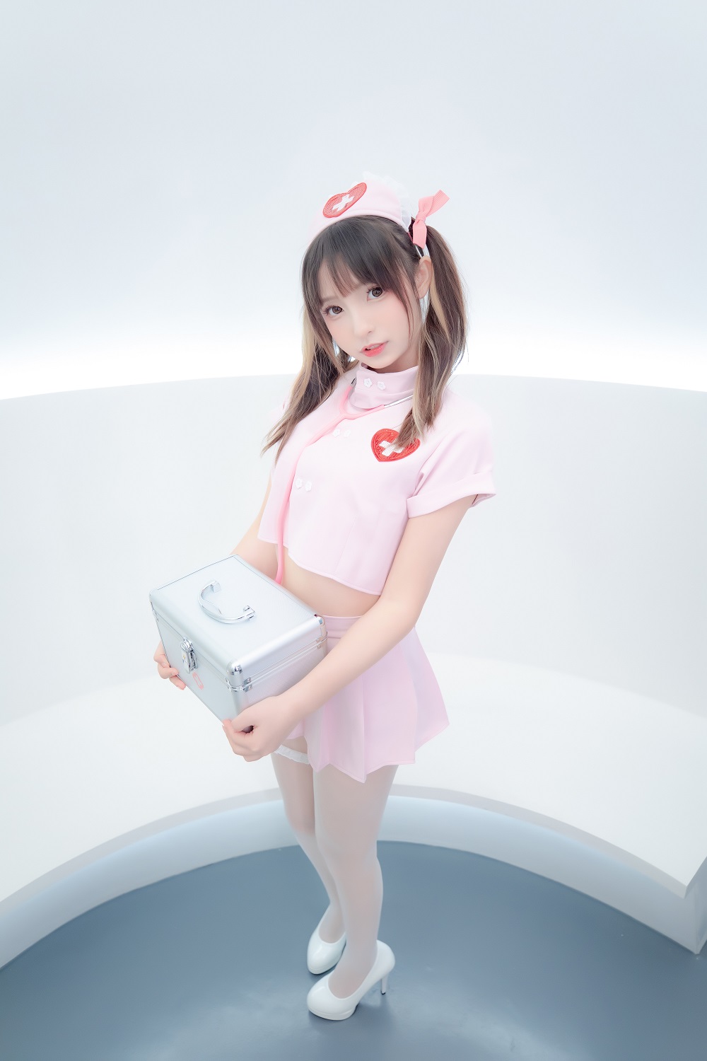 神楽坂真冬-身心平衡[150P+2V]