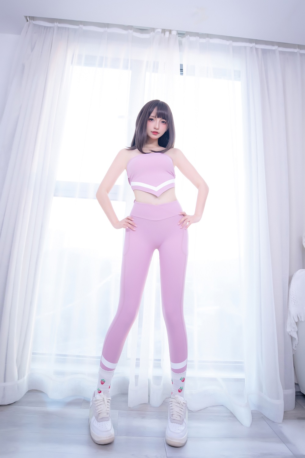 神楽坂真冬-草莓蜜桃[75P]