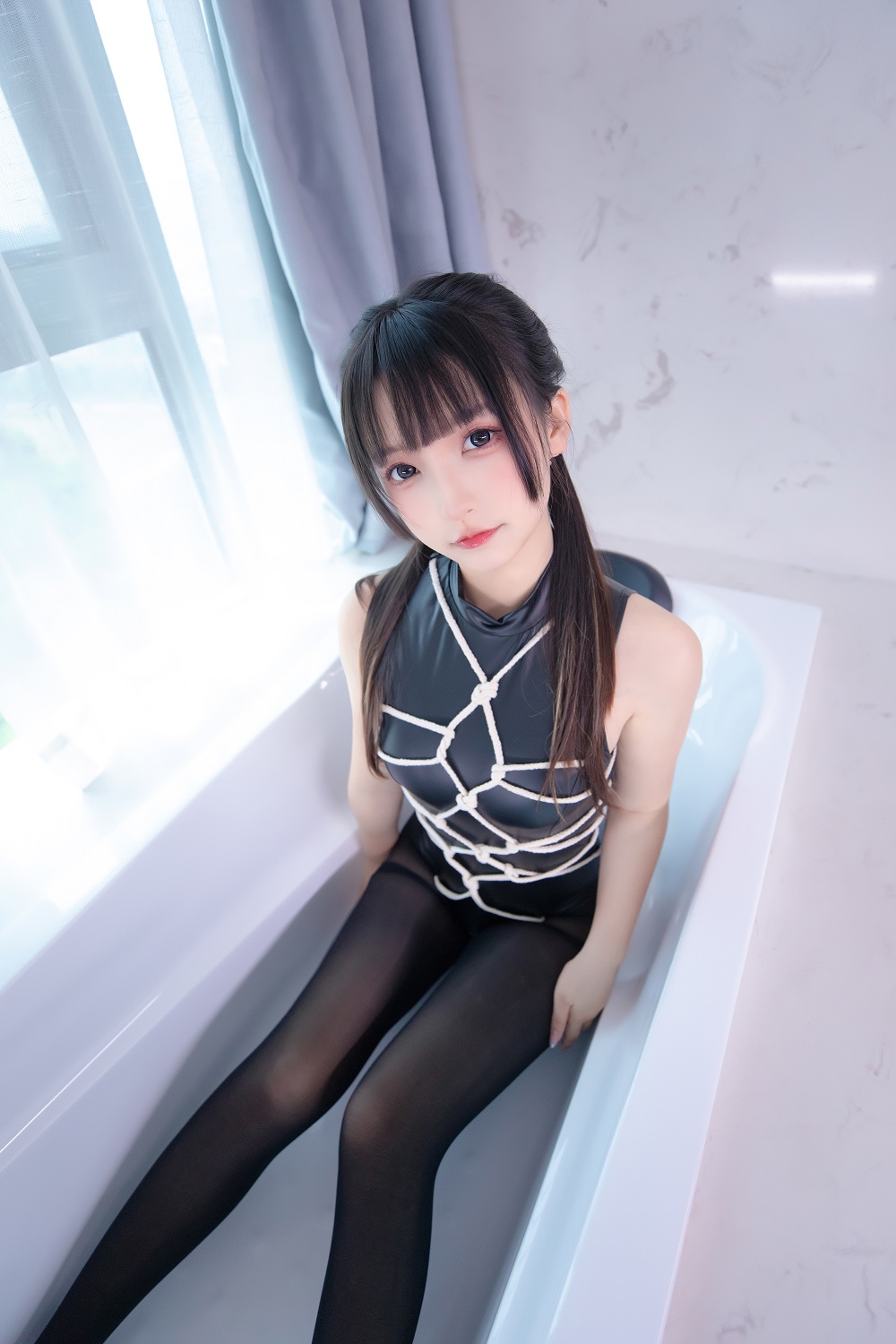 神楽坂真冬-夏日戏水[75P]