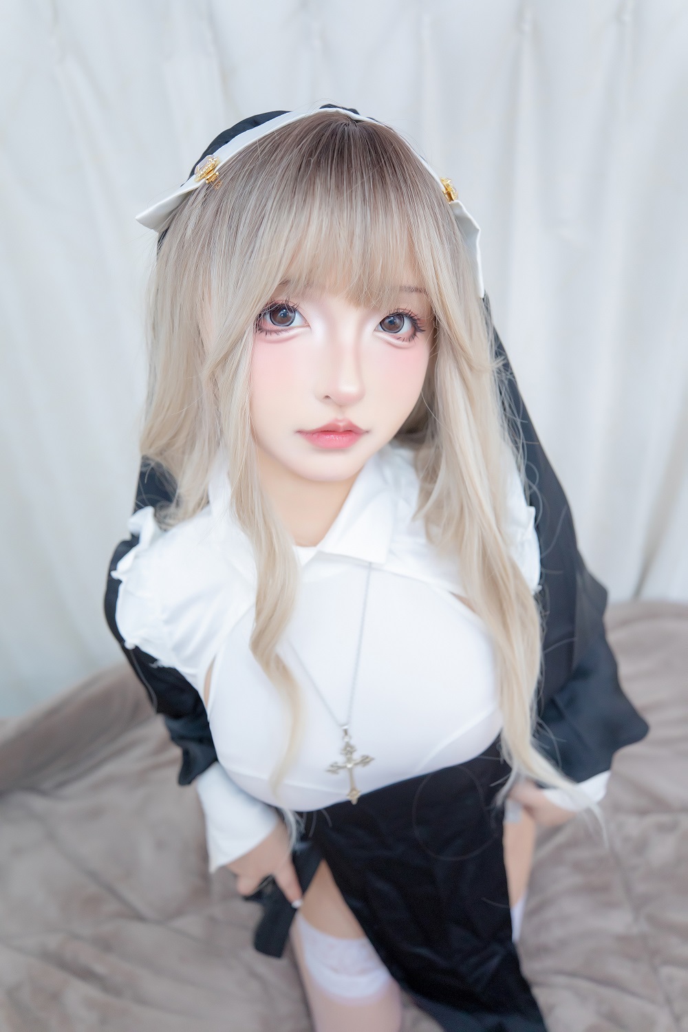神楽坂真冬-战斗修女[75P+2V]