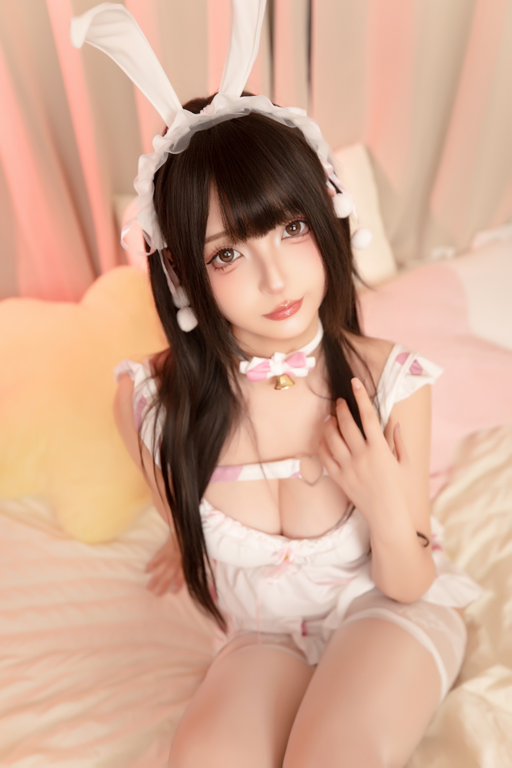 神楽坂真冬-白丝兔绒[75P+2V]