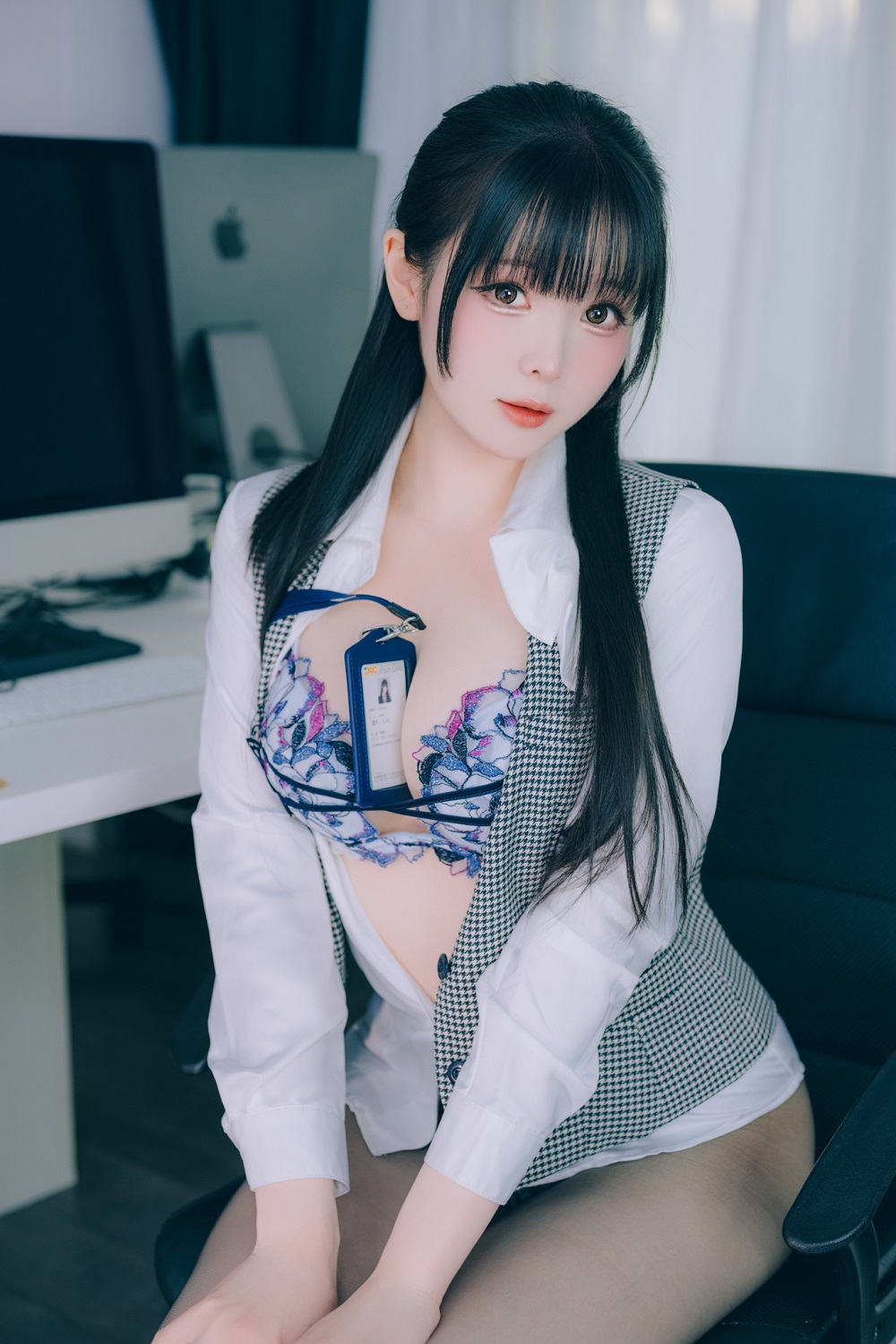 霜月shimo-DL写真集-霜月的秘密办公室Vol.02[139P]