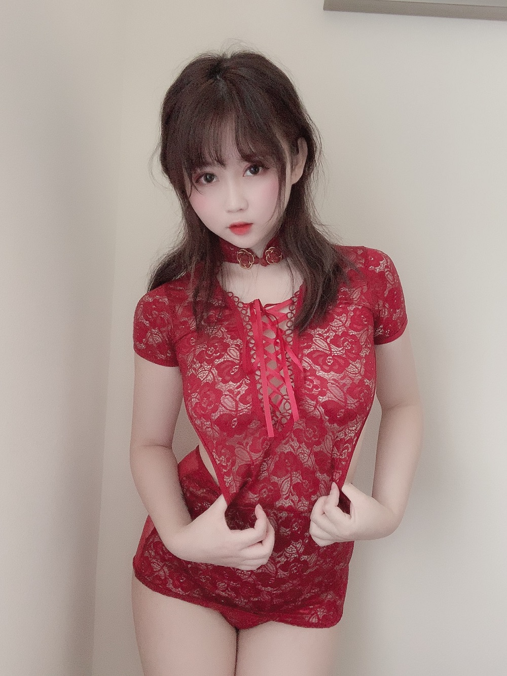 依依超级懒-红色旗袍[25P]