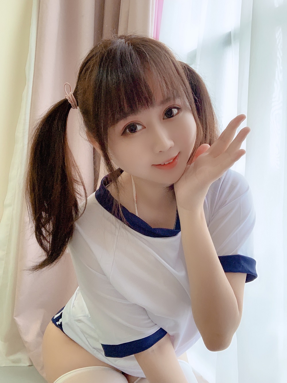 依依超级懒-体操服[31P]