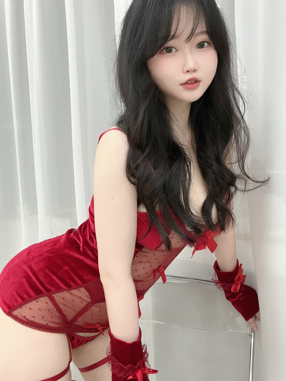 依依超级懒-七夕特辑-红色波点[38P+3V]