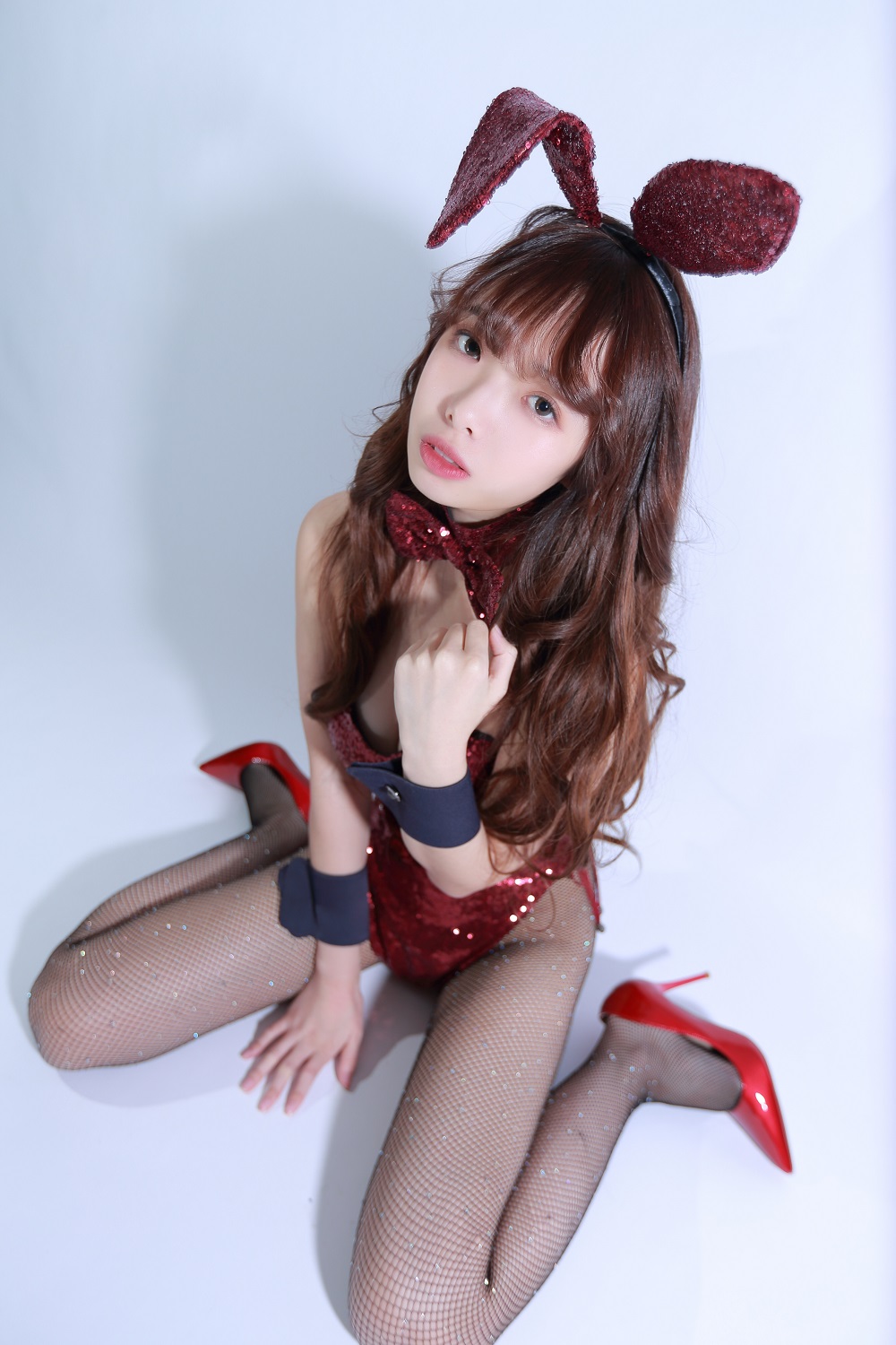 雯妹不讲道理-元旦兔女郎[5P]