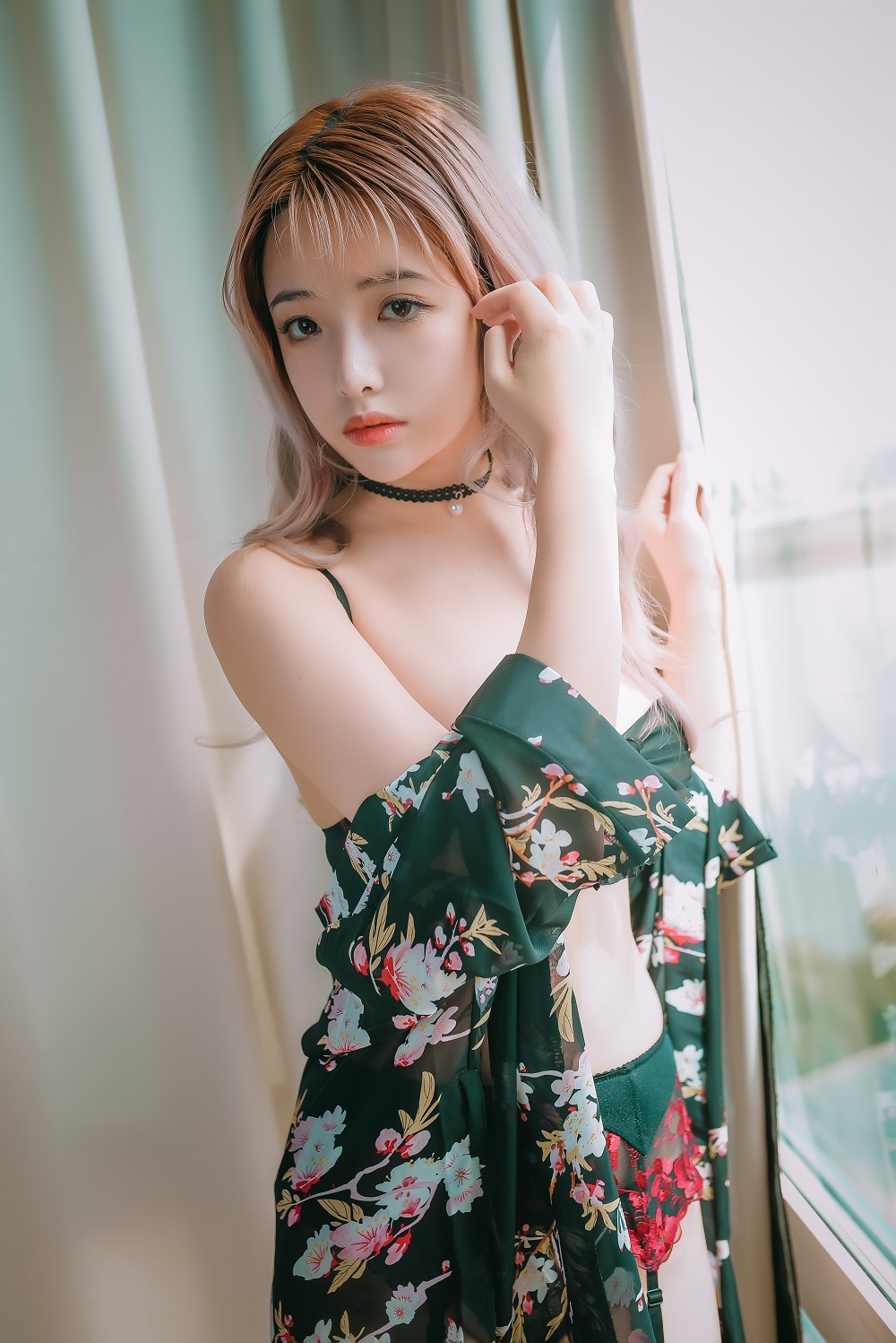 雯妹不讲道理-黑丝和风睡衣[33P]