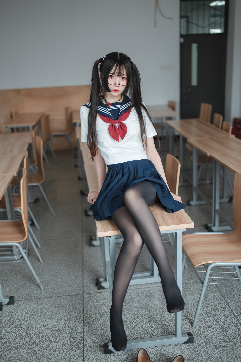 五更百鬼-JK制服[43P] COS网红博主 预览2图