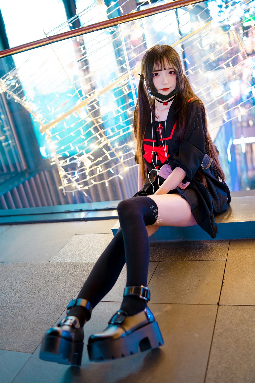 五更百鬼-制服夜拍[15P]