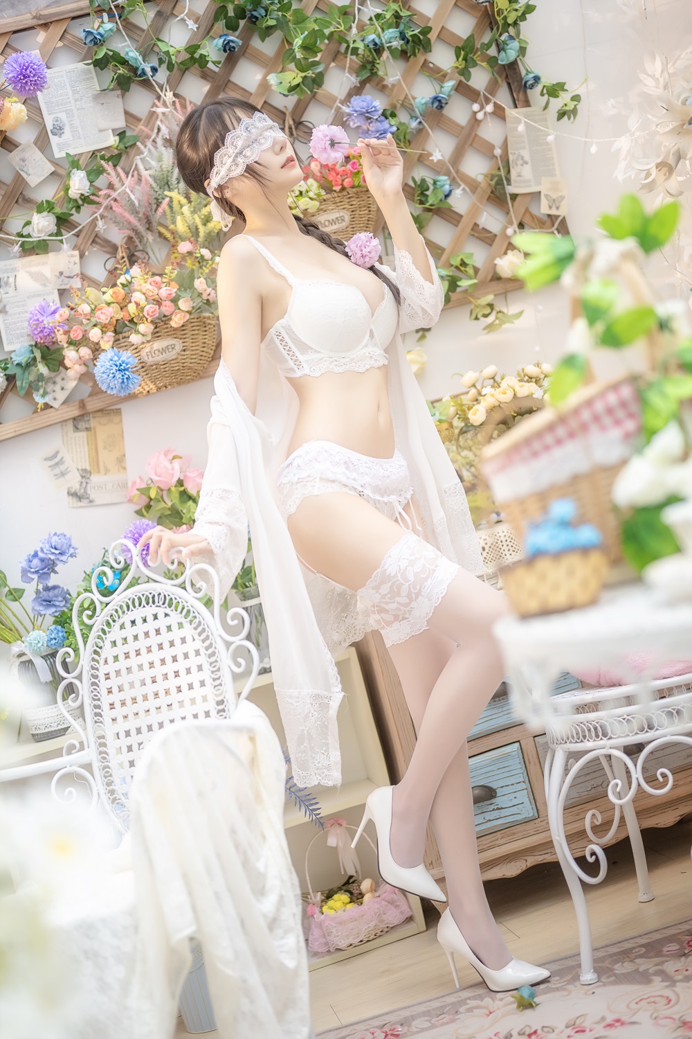 香草喵露露-白色玫瑰[48P+2V]