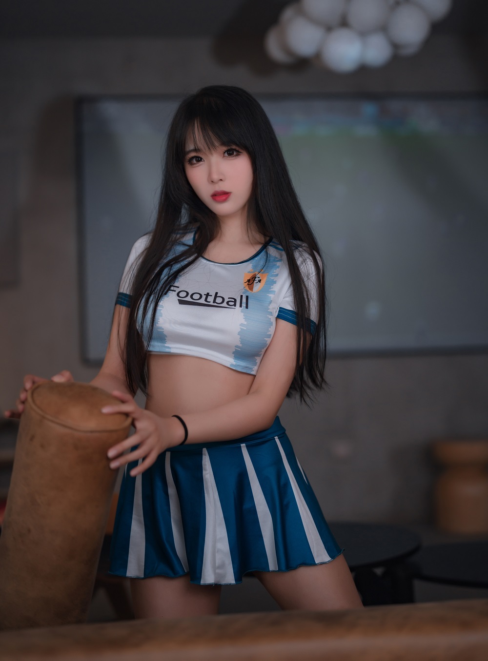 轩萧学姐-足球宝贝[64P+1V]