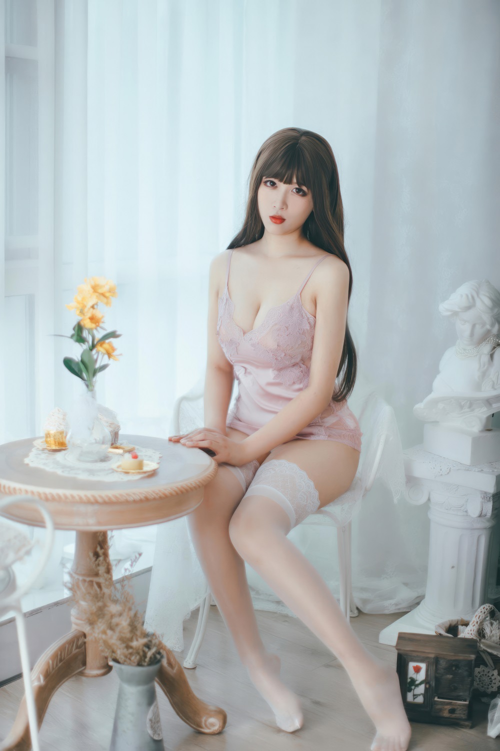 轩萧学姐-人妻睡衣[60P]
