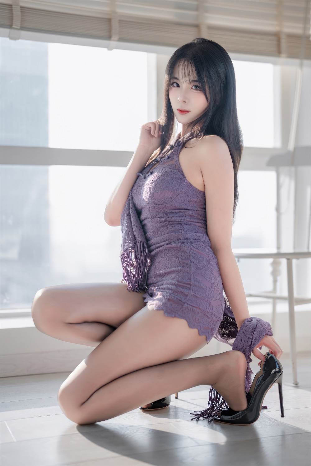 轩萧学姐-紫色旗袍黑丝[66P+1V]