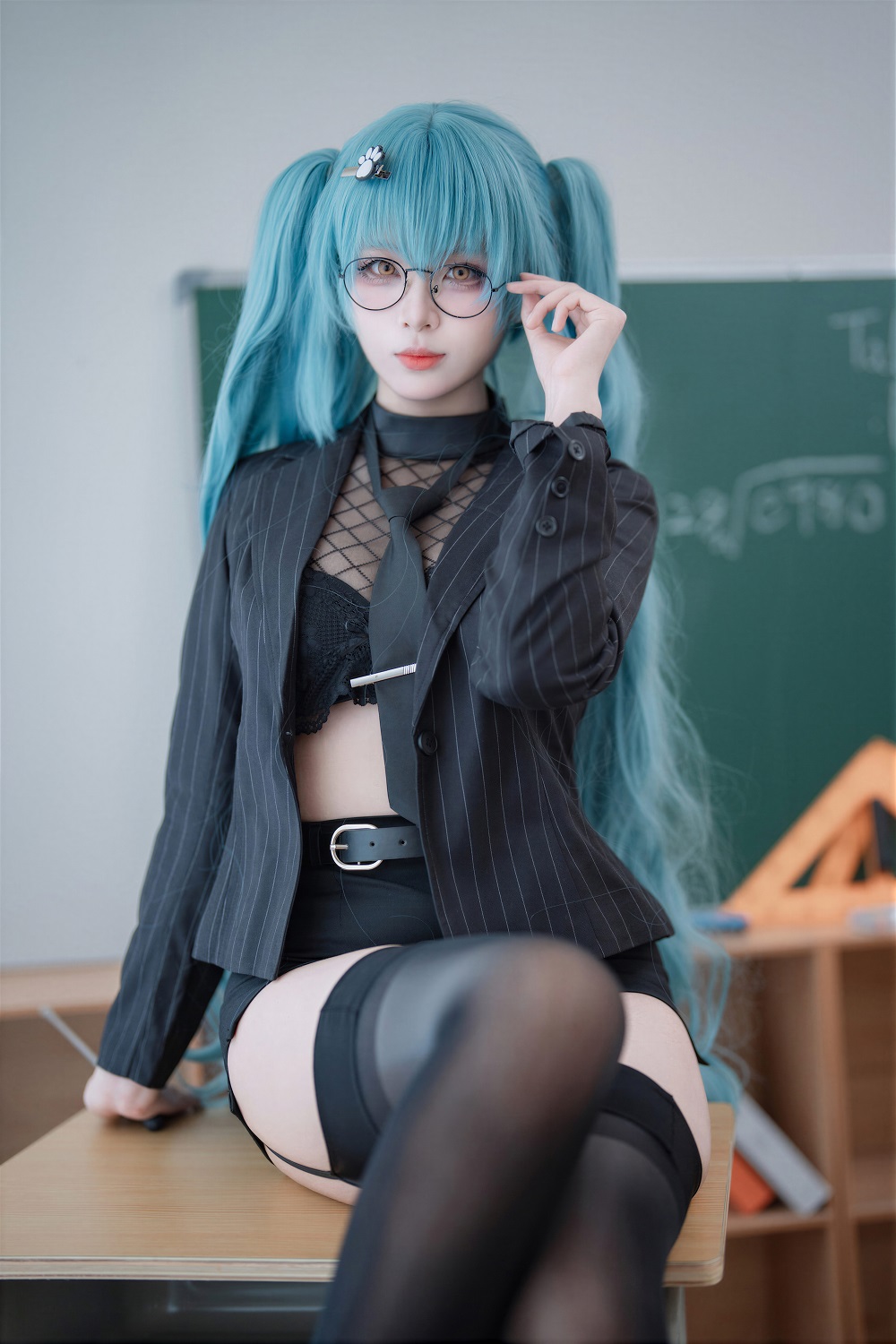 轩萧学姐-Nikke-普丽瓦蒂·严厉教诲[104P+1V]
