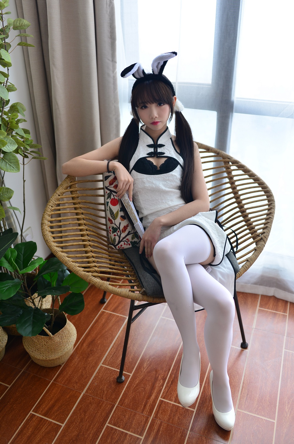 雪琪SAMA-白丝旗袍兔子[26P]
