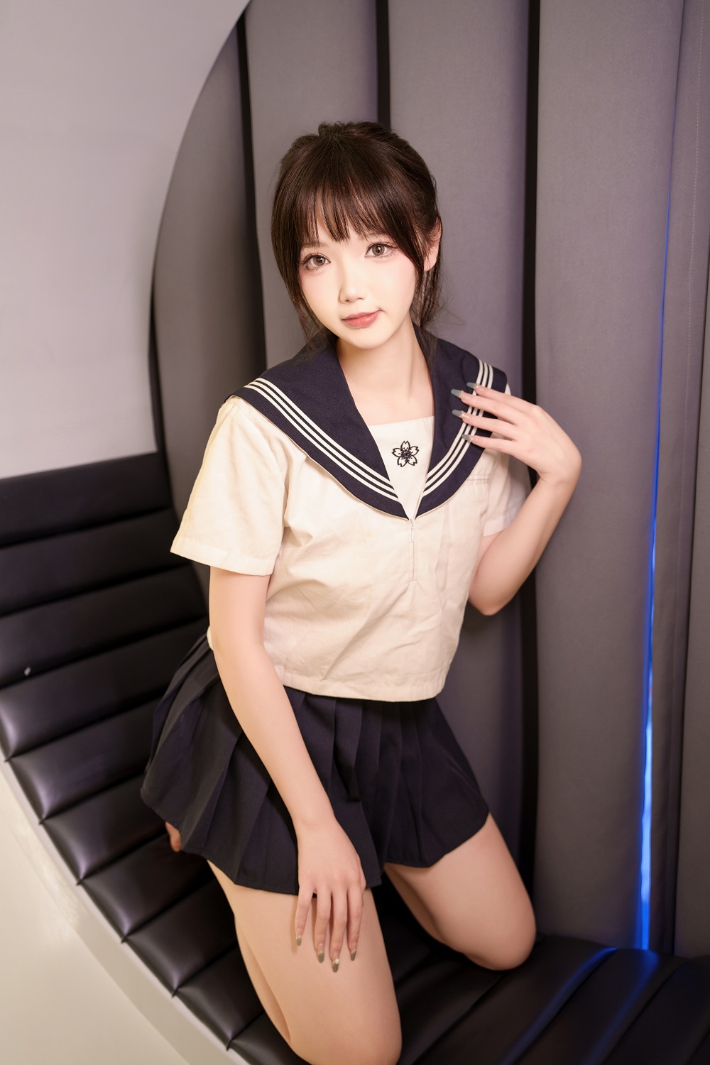 雪晴Astar-牛奶丝透明黏滑体操服[63P+1V]