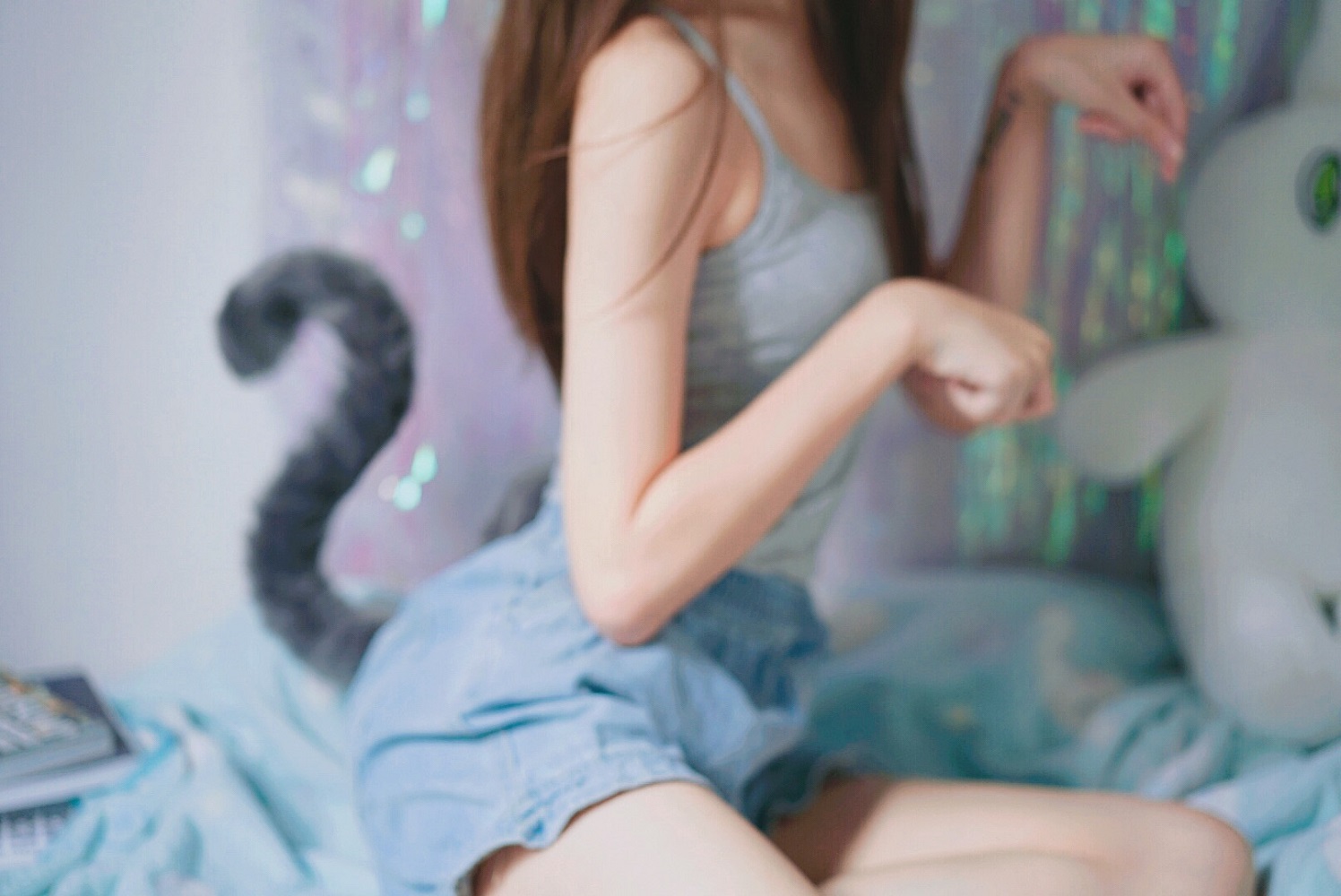 眼酱大魔王w-灰尾猫系女孩[14P]