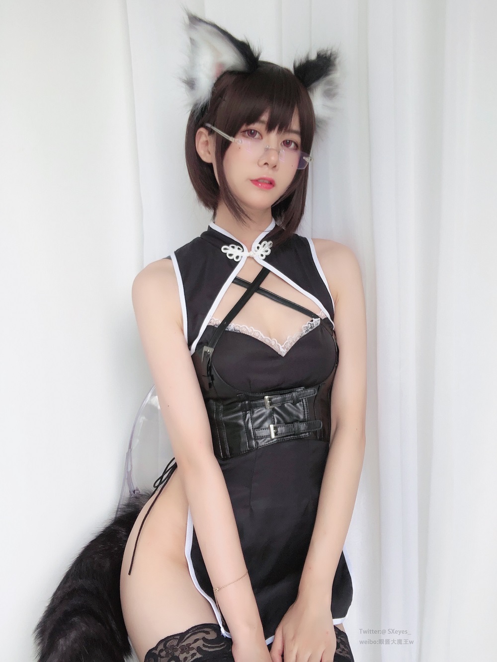眼酱大魔王w-旗袍狼少女[23P]