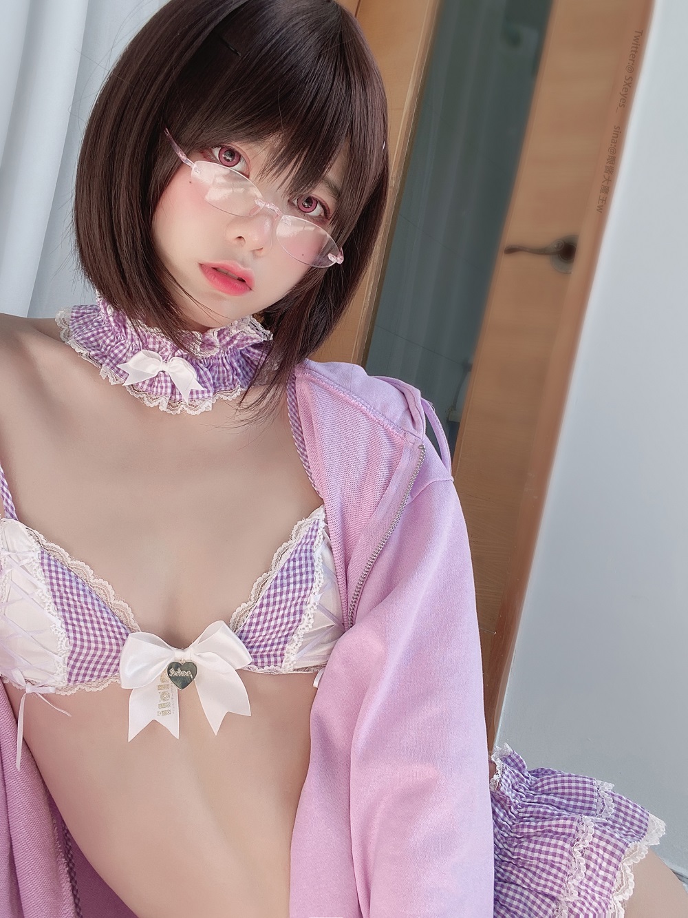 眼酱大魔王w-蕾丝蝴蝶结[27P]