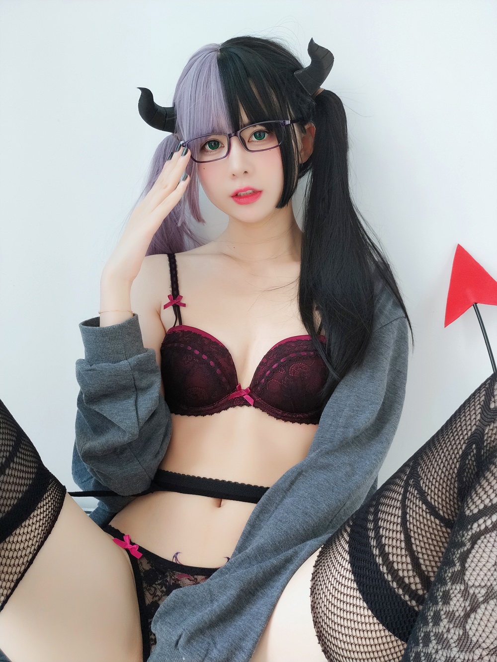 眼酱大魔王w-纯欲魅魔[30P]