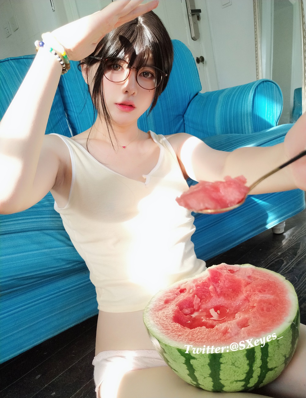 眼酱大魔王w-2022年8月Fantia订阅集[45P+5V]