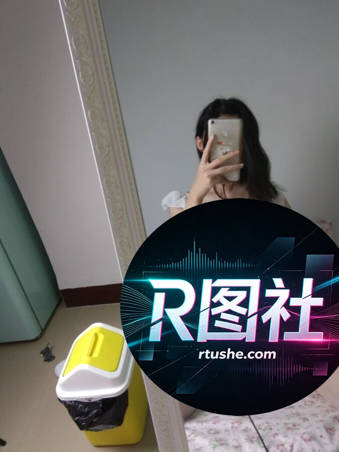 眼酱大魔王w-绝版早期大胆写真集[28P]