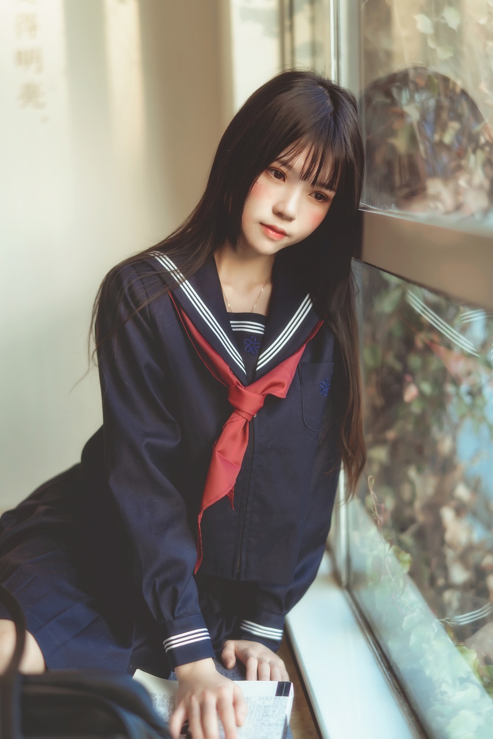桜桃喵-小少女-黑色水手服[50P] COS网红博主 预览1图