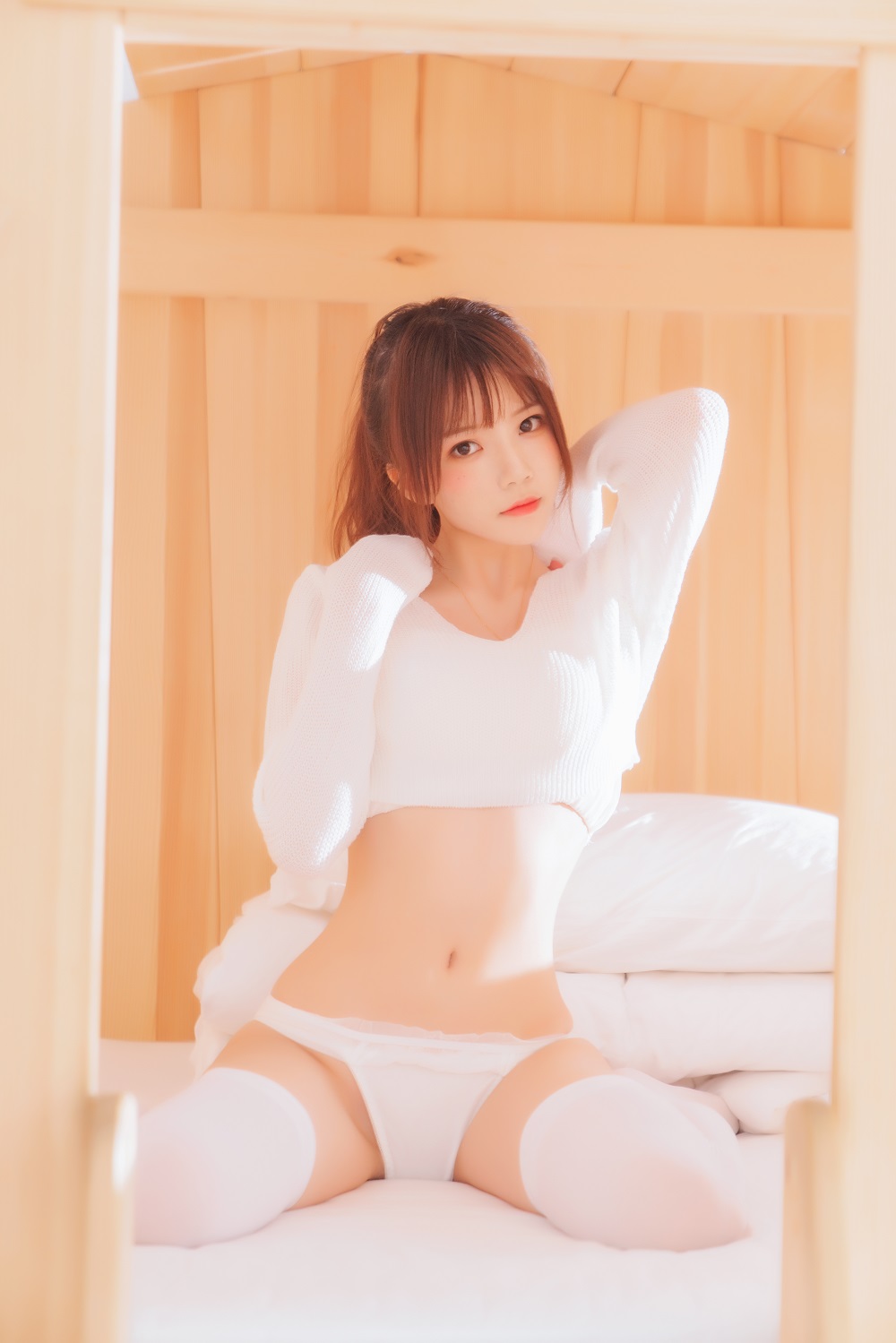 桜桃喵-夜幕降临-小白[33P]