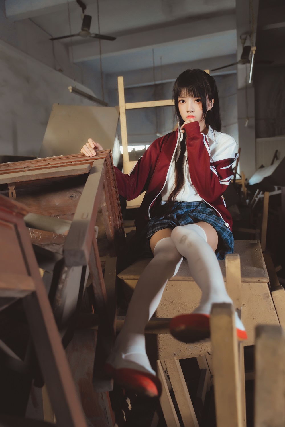 桜桃喵-桜桃未熟3-废弃教室[38P]