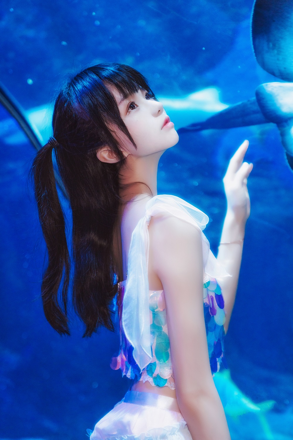 桜桃喵-水族馆[15P]
