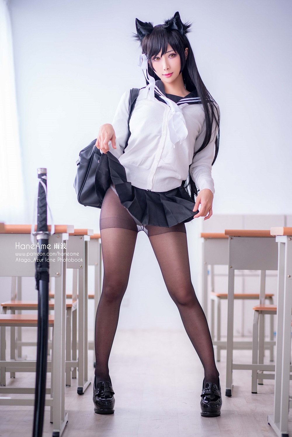 雨波HaneAme-碧蓝航线-爱宕写真书[140P+1V] COS网红博主 预览2图