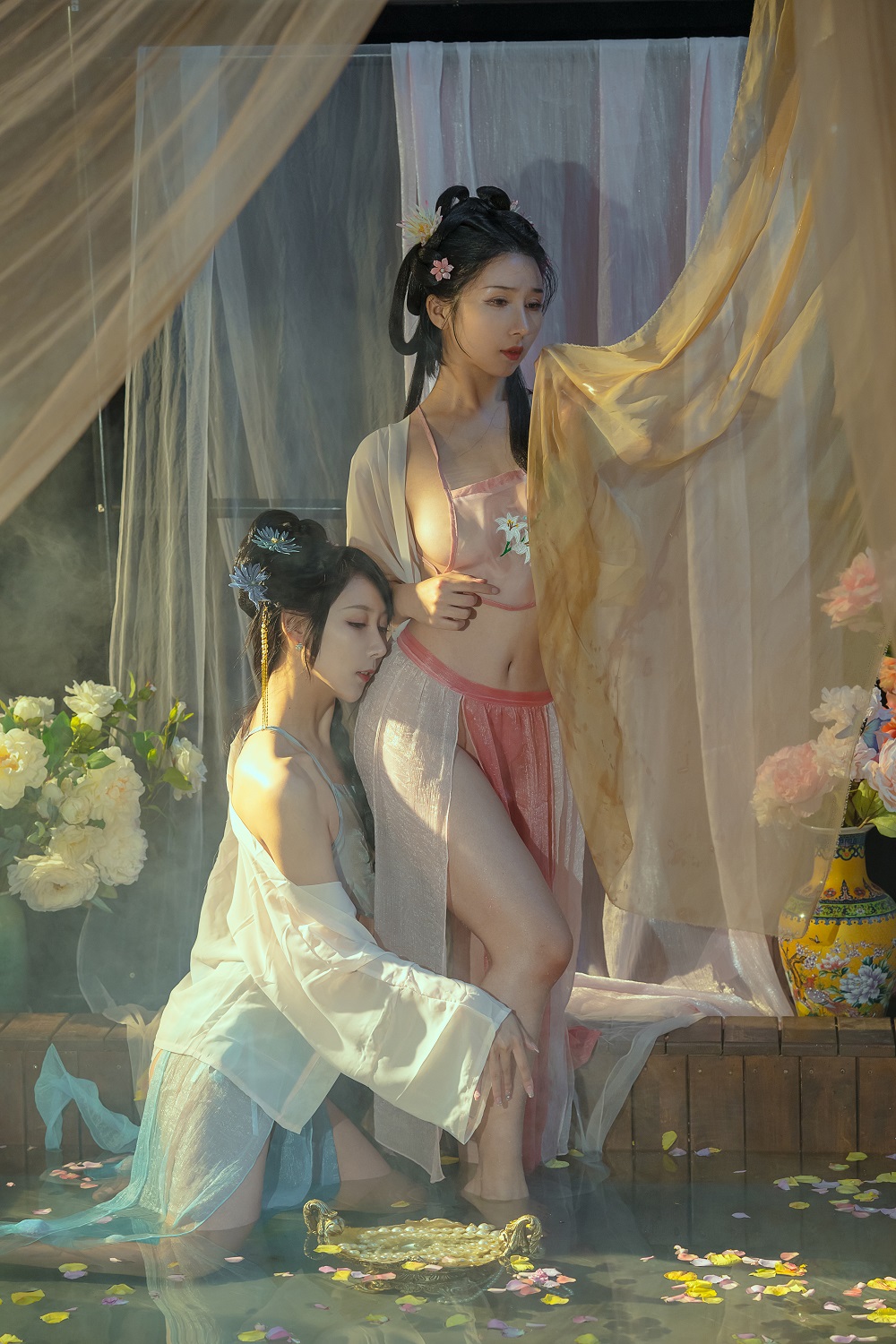 云溪溪-奶桃-水池[42P+1V] COS网红博主 预览1图