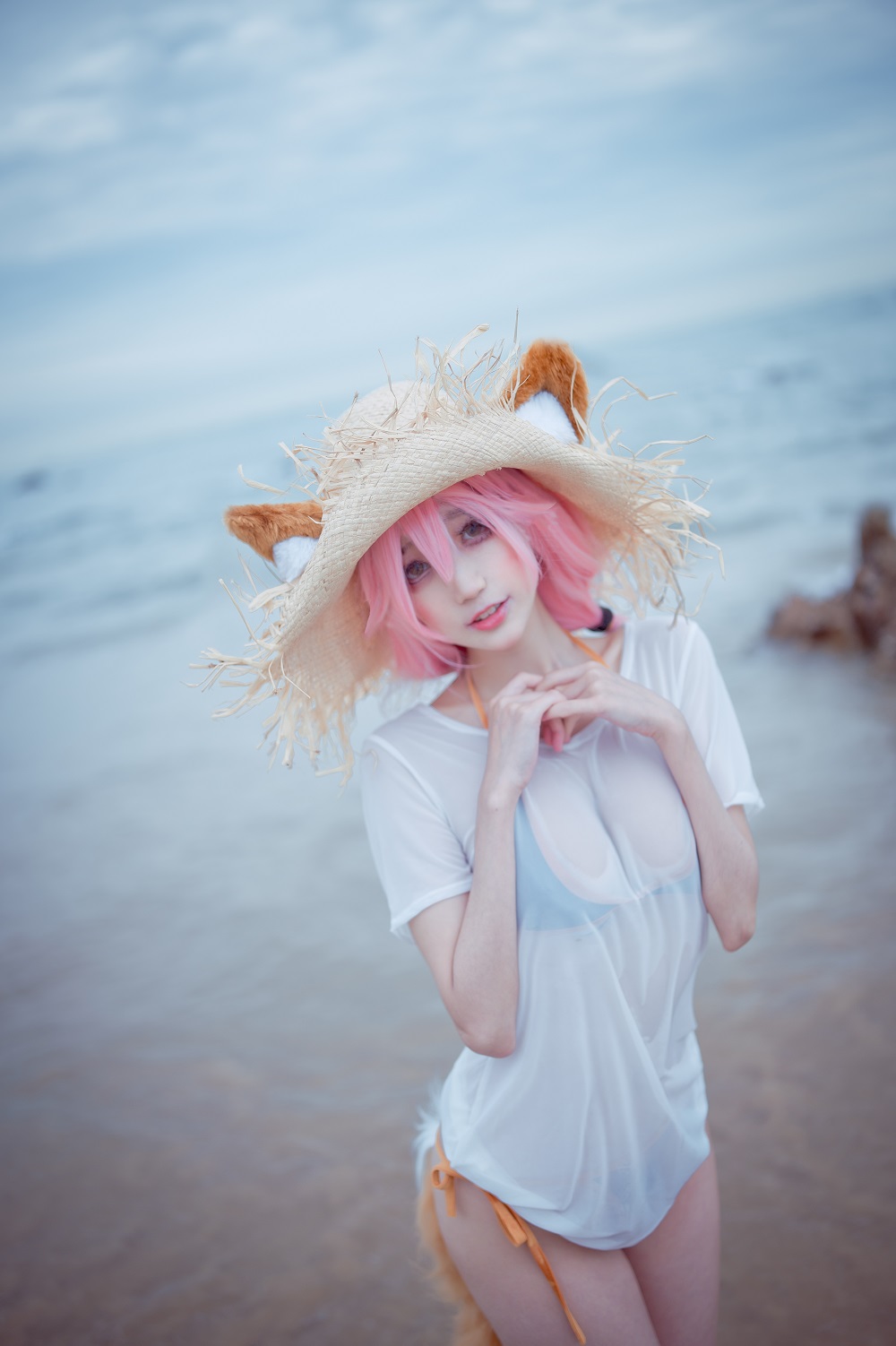 周叽是可爱兔兔-FGO-玉藻前泳装[23P] COS网红博主 预览1图