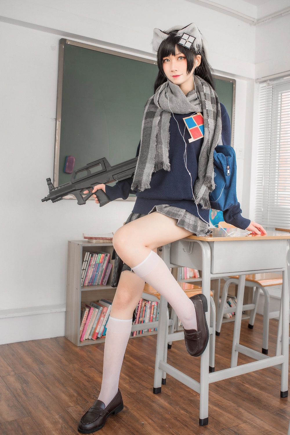 izumi泉桃子-少女前线-95式纯白毕业季[40P] COS网红博主 预览1图
