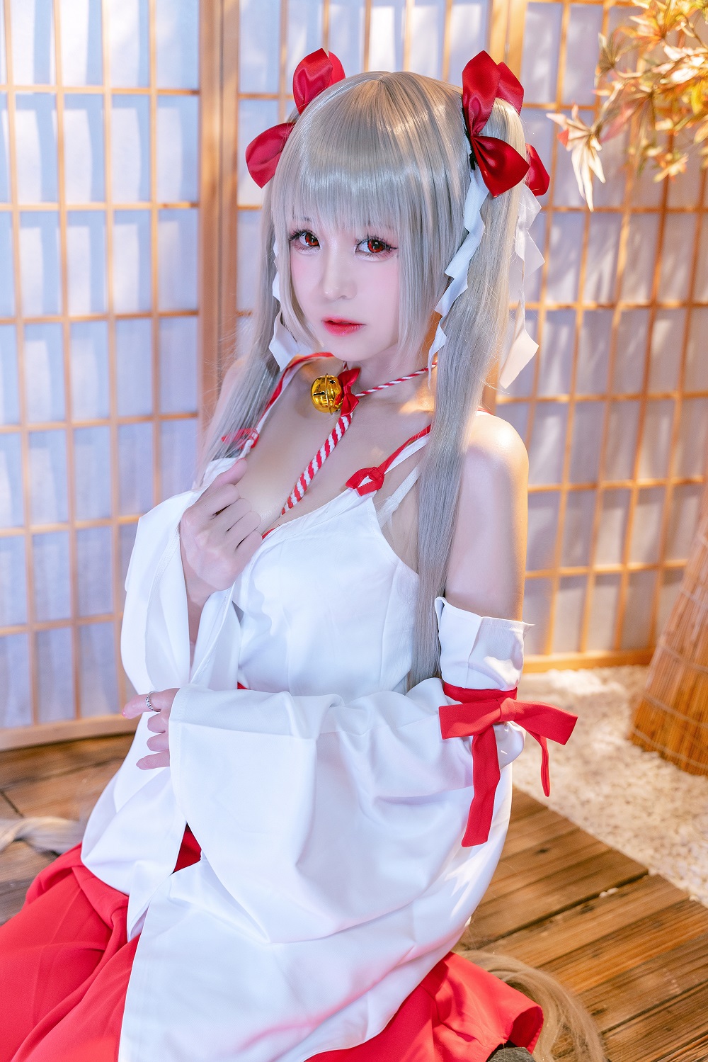 miko酱ww-碧蓝航线-可畏巫女[23P] COS网红博主 预览2图