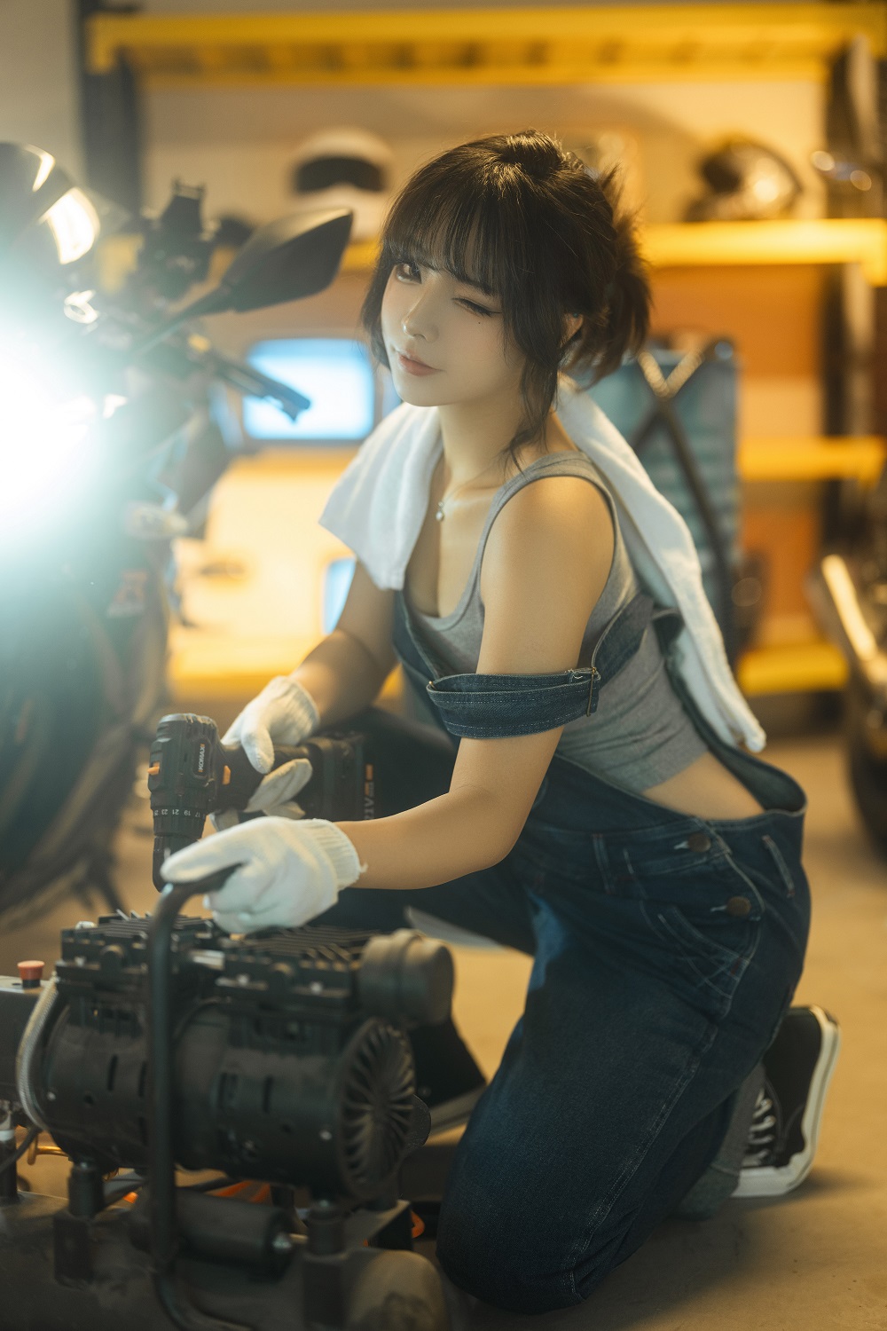 Yuuhui玉汇-机车维修站[139P] COS网红博主 预览1图
