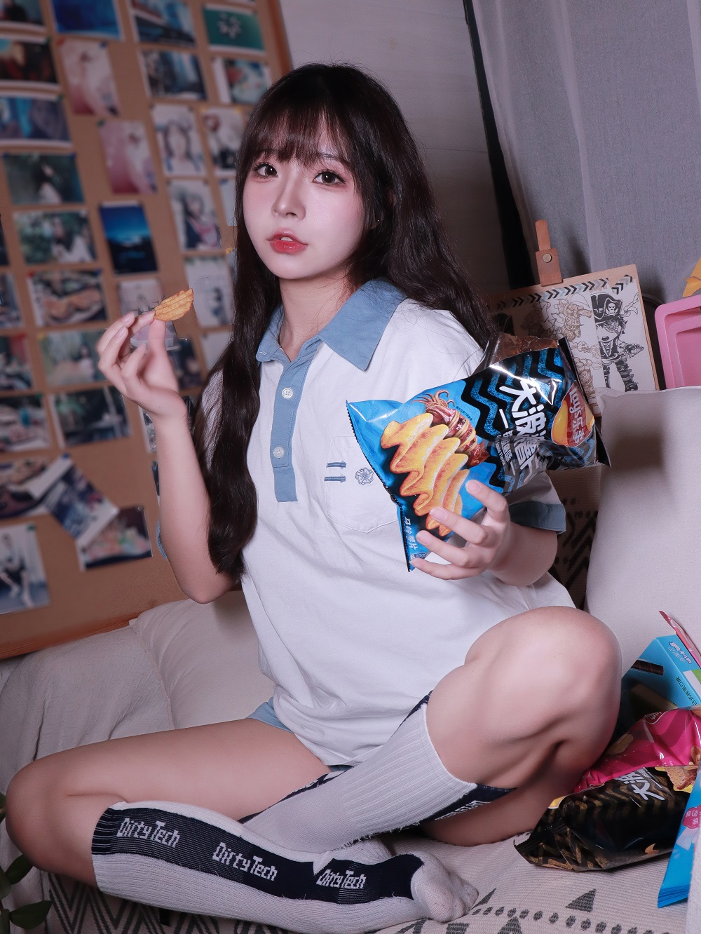 Yuuhui玉汇-蓝白条少女[81P] COS网红博主 预览2图