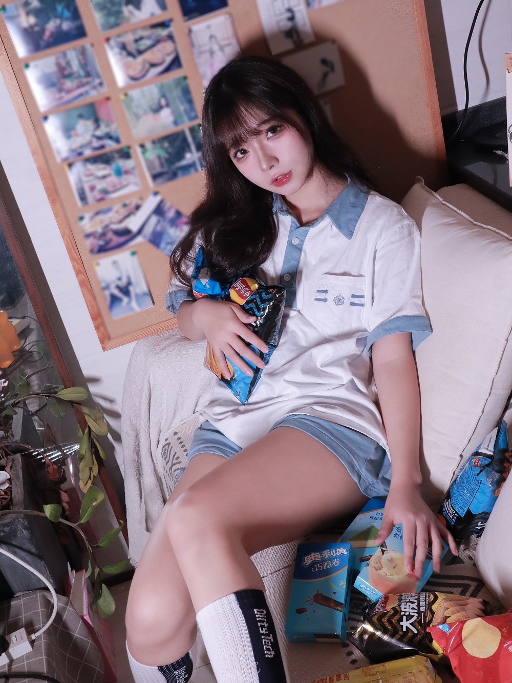 Yuuhui玉汇-蓝白条少女[81P] COS网红博主 预览1图