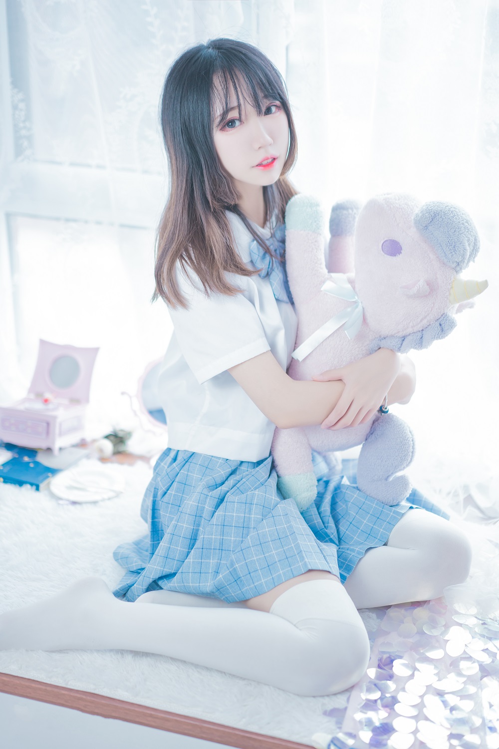 猫君君MaoJun-清凉一夏[46P] COS网红博主 预览1图