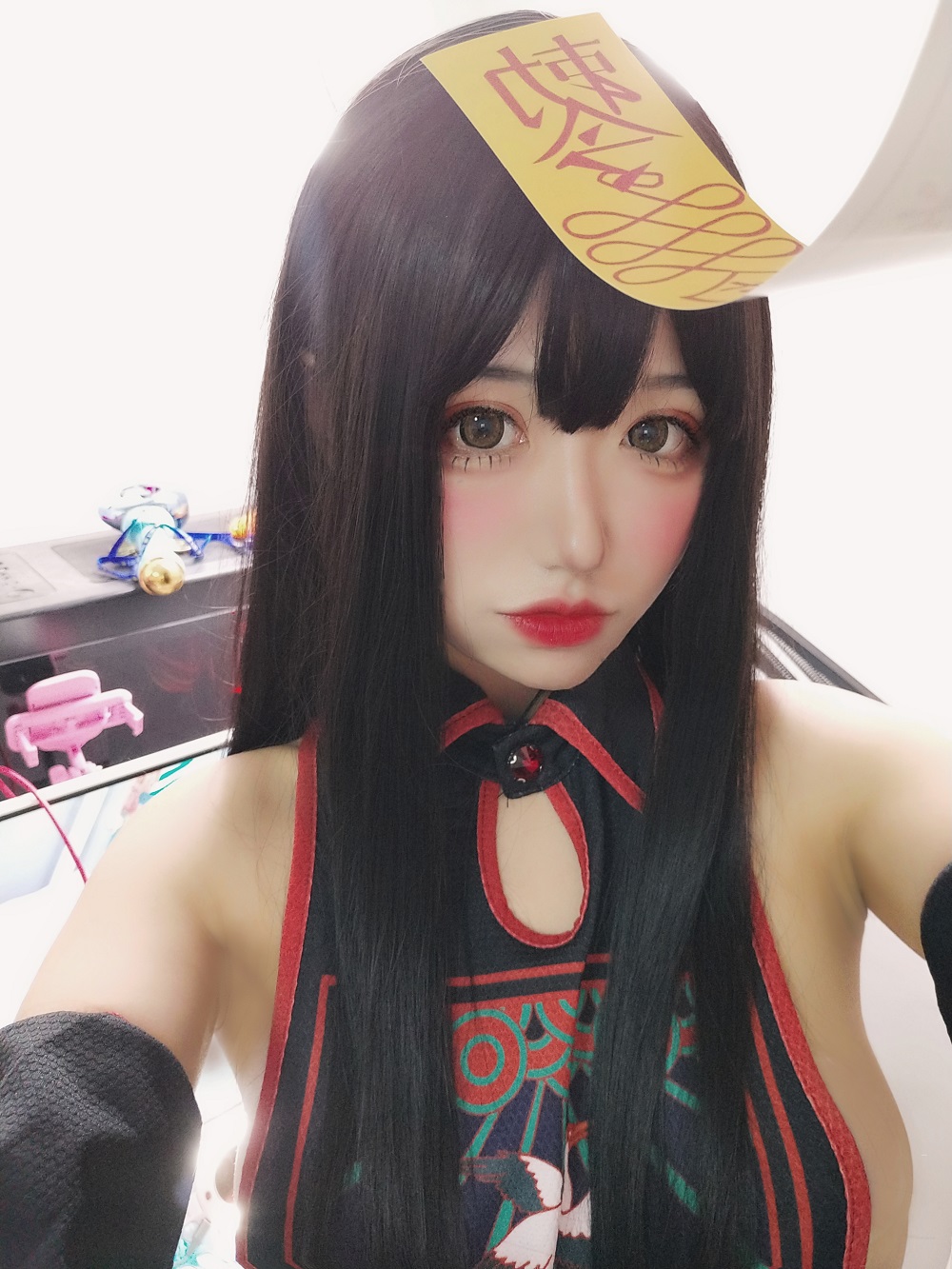 猫君君MaoJun-小僵尸自拍[14P] COS网红博主 预览2图