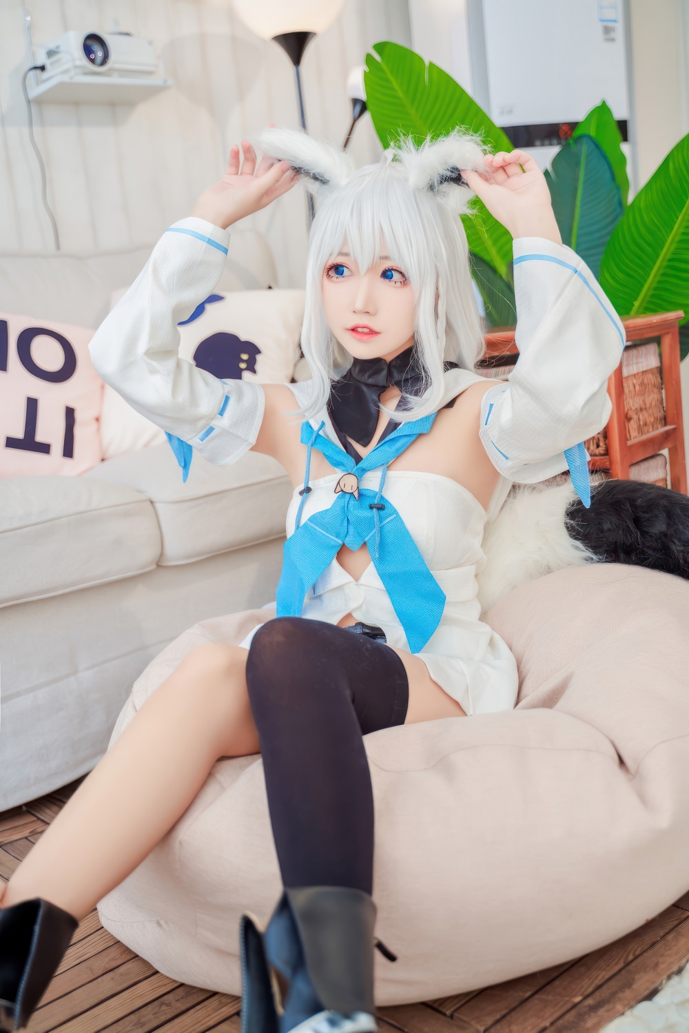 猫君君MaoJun-Hololive-白上吹雪[14P] COS网红博主 预览1图
